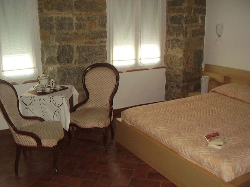 B&B Gens Julia Triest Exterior foto